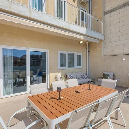 4 Bedroom Gozo With Private Pool & Garage Mgarr