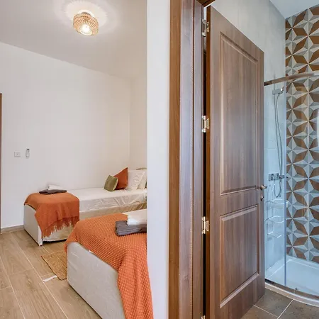 Casa vacanze 4 Bedroom Gozo With Private Pool & Garage