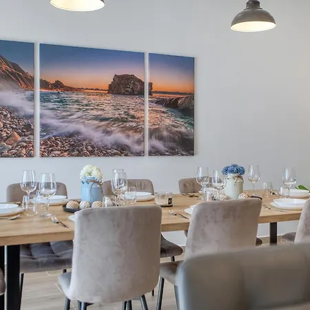 4 Bedroom Gozo With Private Pool & Garage Casa vacanze *