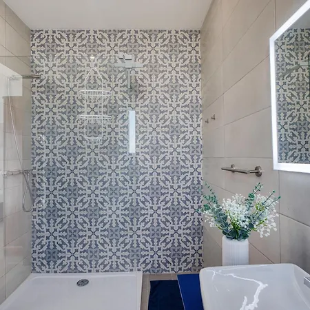 Casa vacanze 4 Bedroom Gozo With Private Pool & Garage