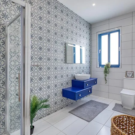 4 Bedroom Gozo With Private Pool & Garage Casa vacanze Mgarr